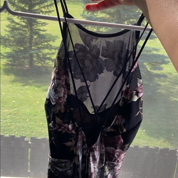 Dress - Picture 3 of 4